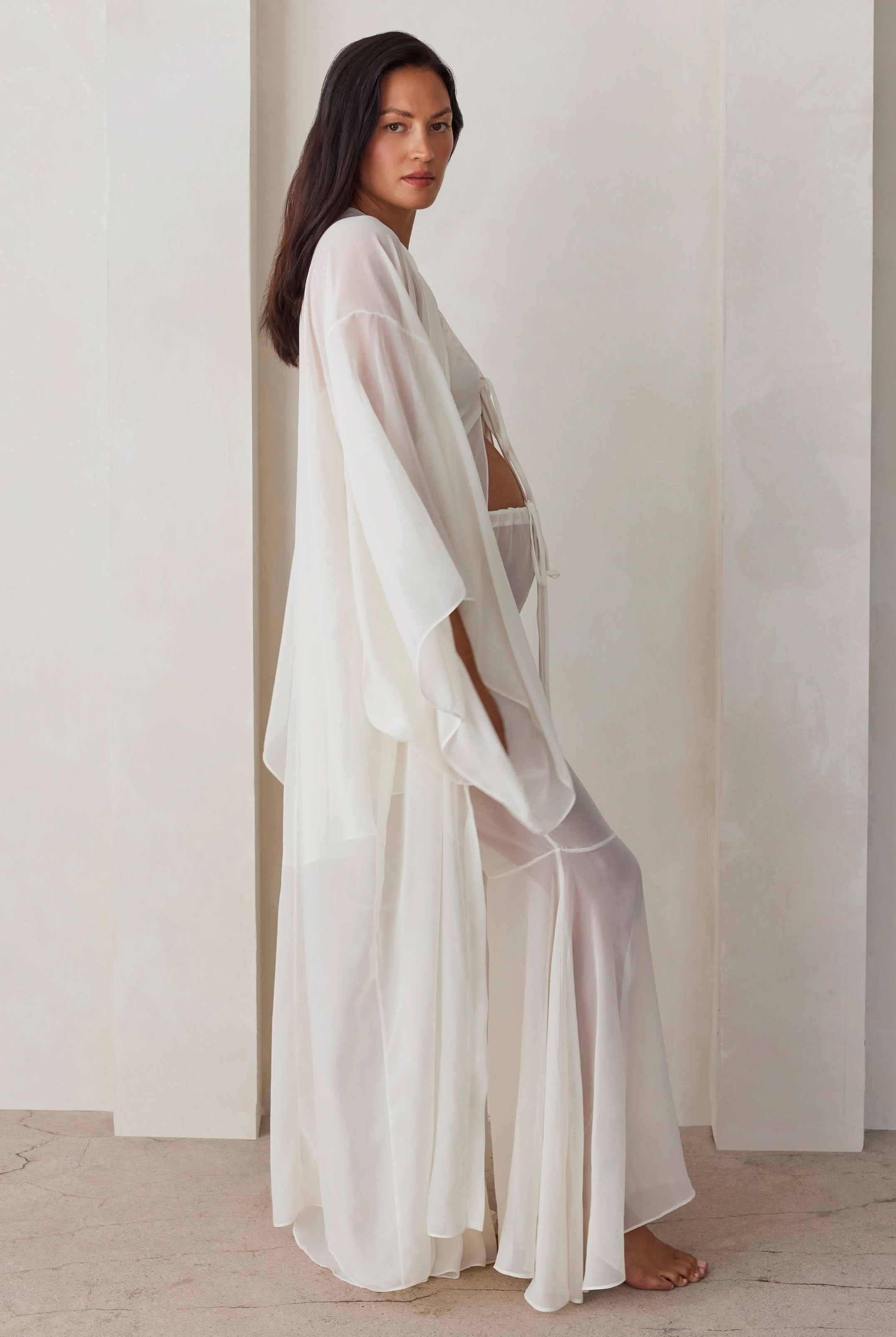 Bumpsuit Maternity The Chiffon Kimono in Ivory