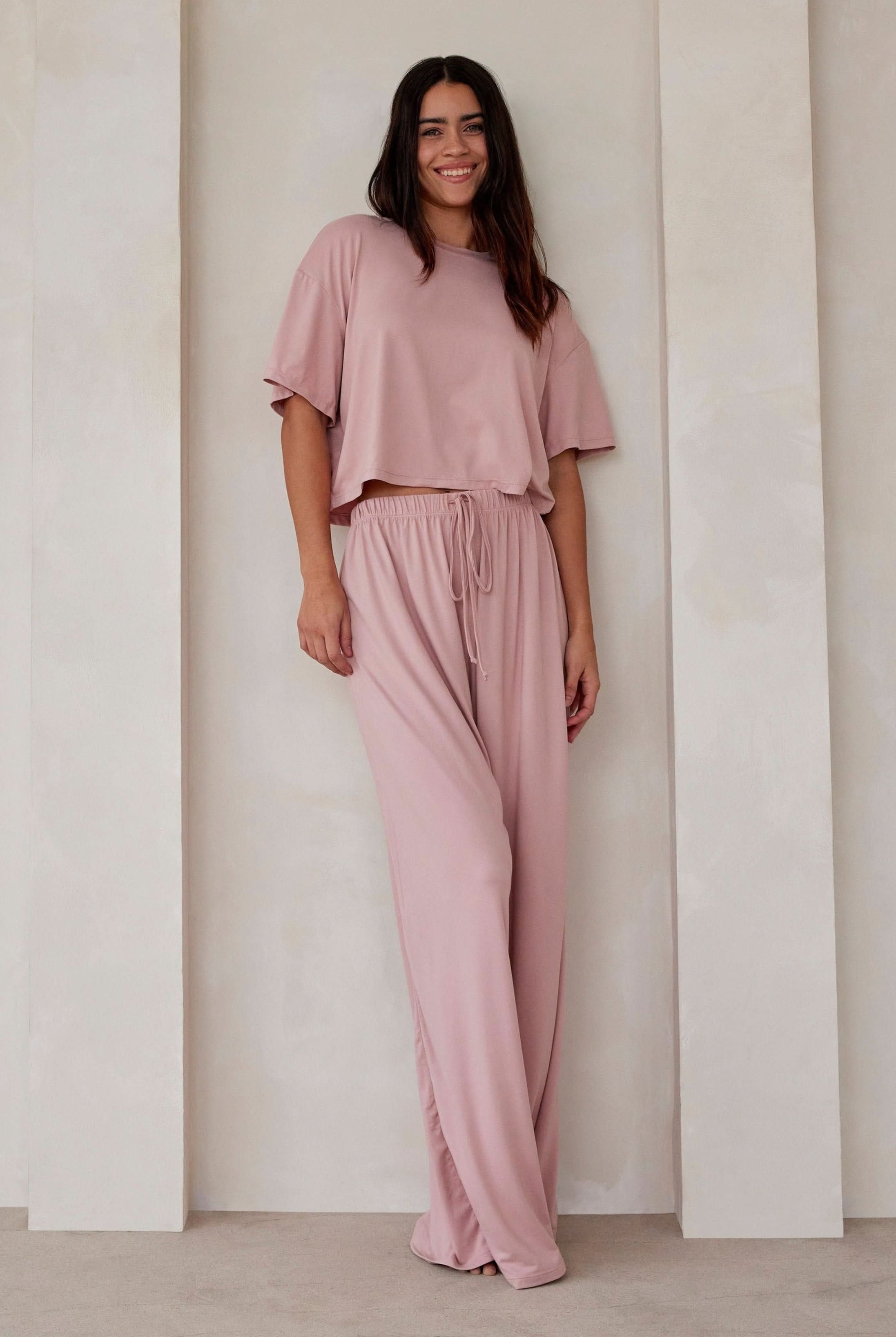 Bumpsuit Maternity The Cloud Short Sleeve Crop Tee in Dusty Rose Color