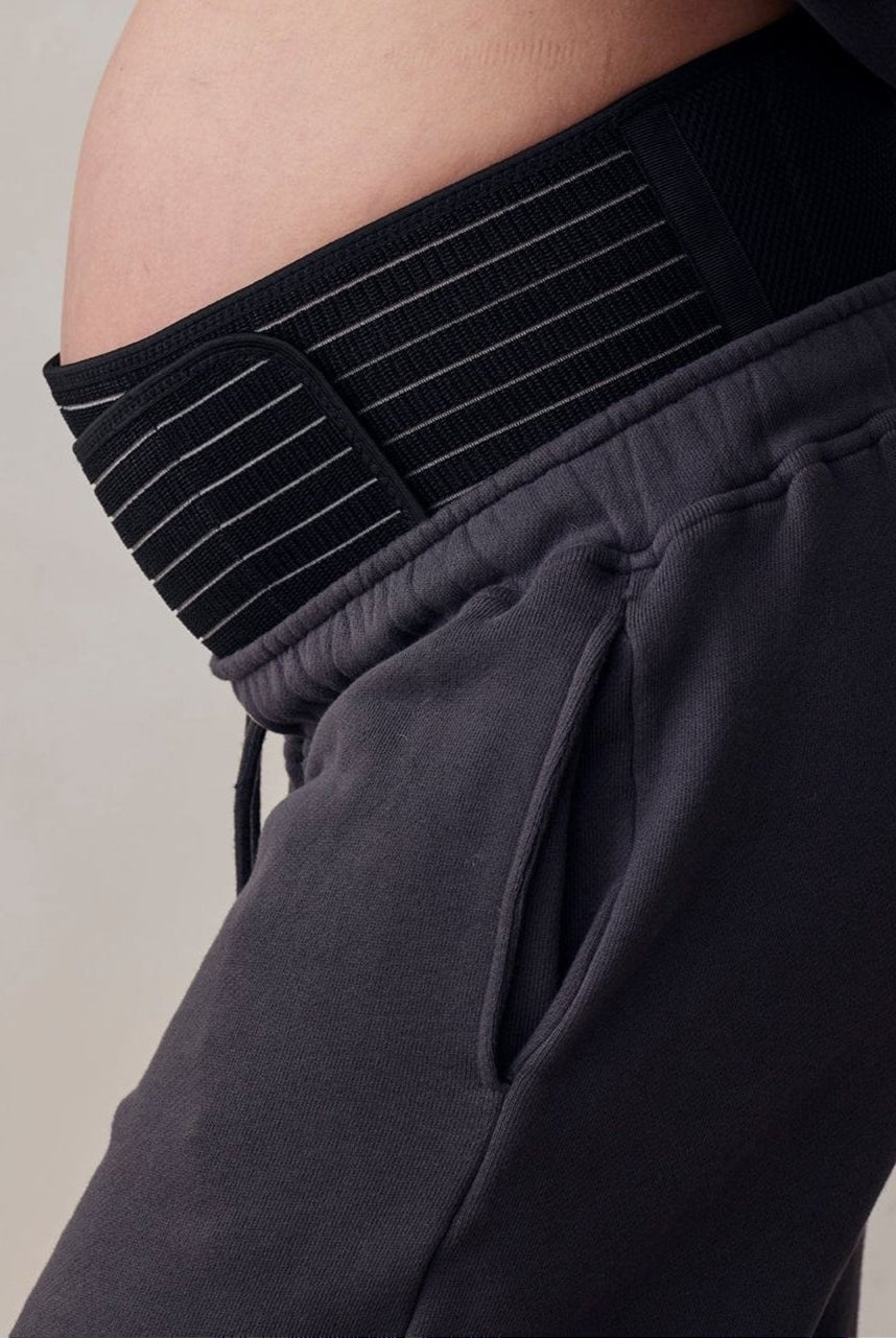 belly support band in black