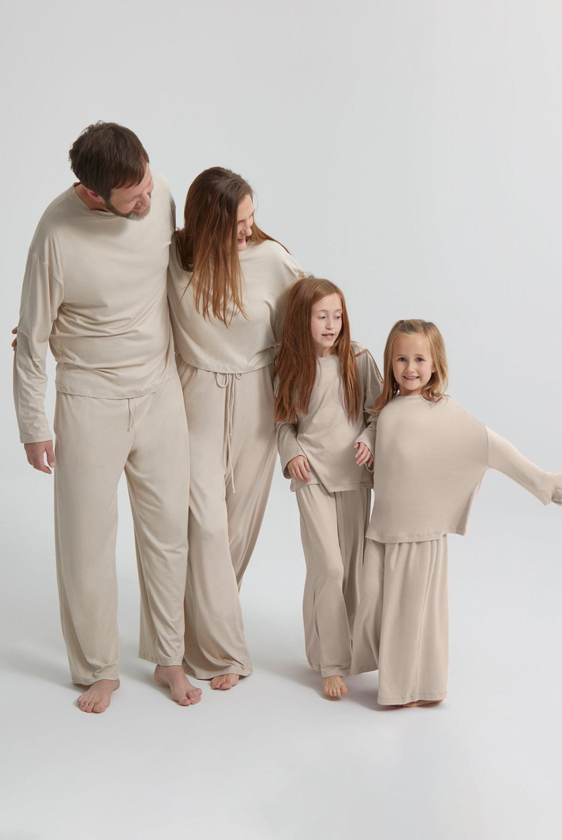 the cloud family set in oat