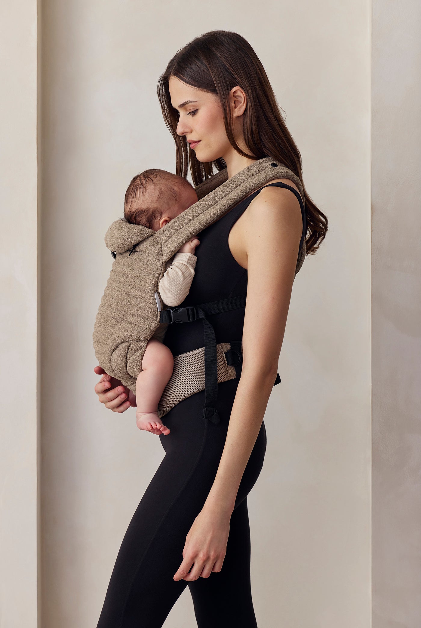 the armadillo baby carrier in Oyster