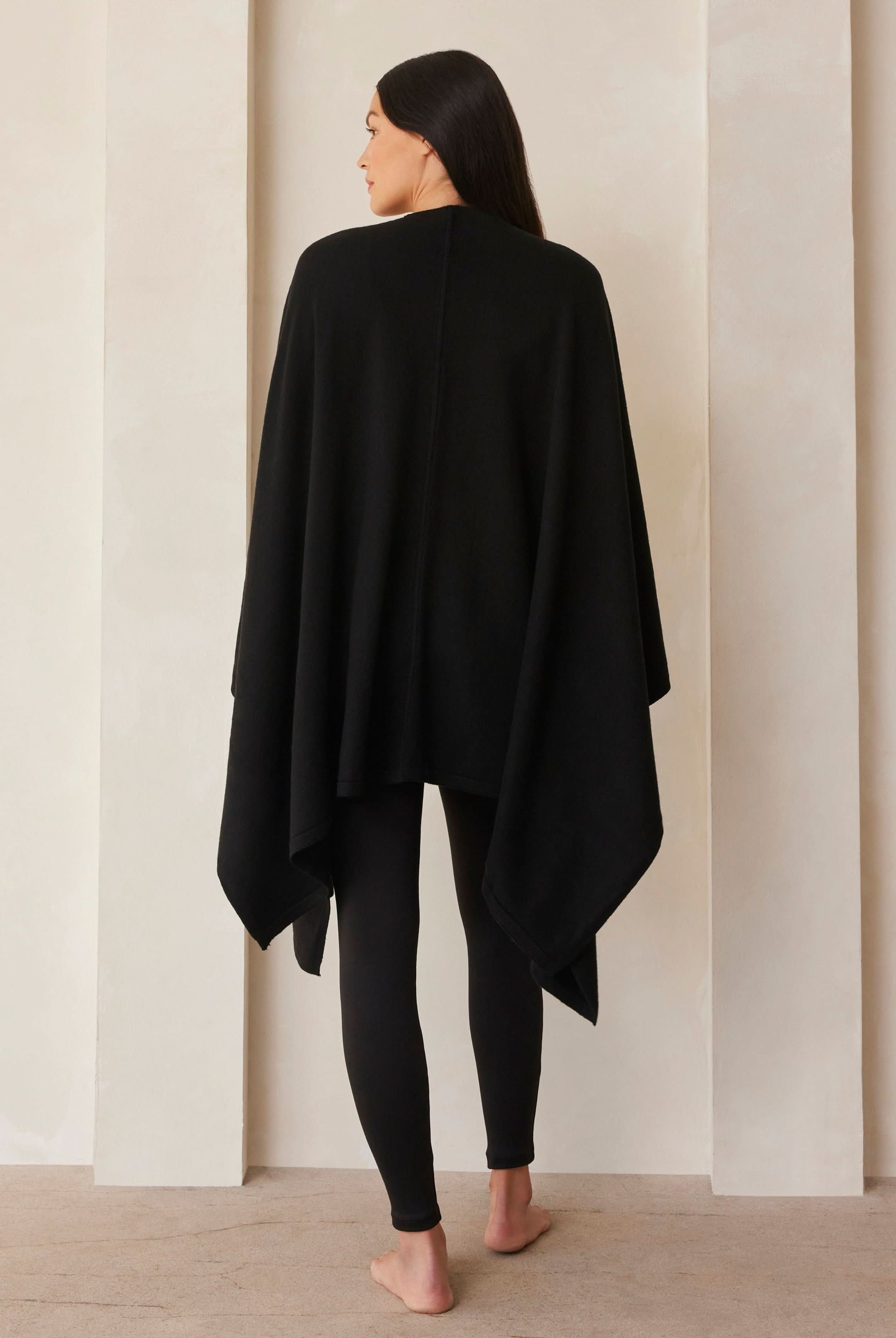 The Bumpsuit Maternity Infinity Wrap in Black