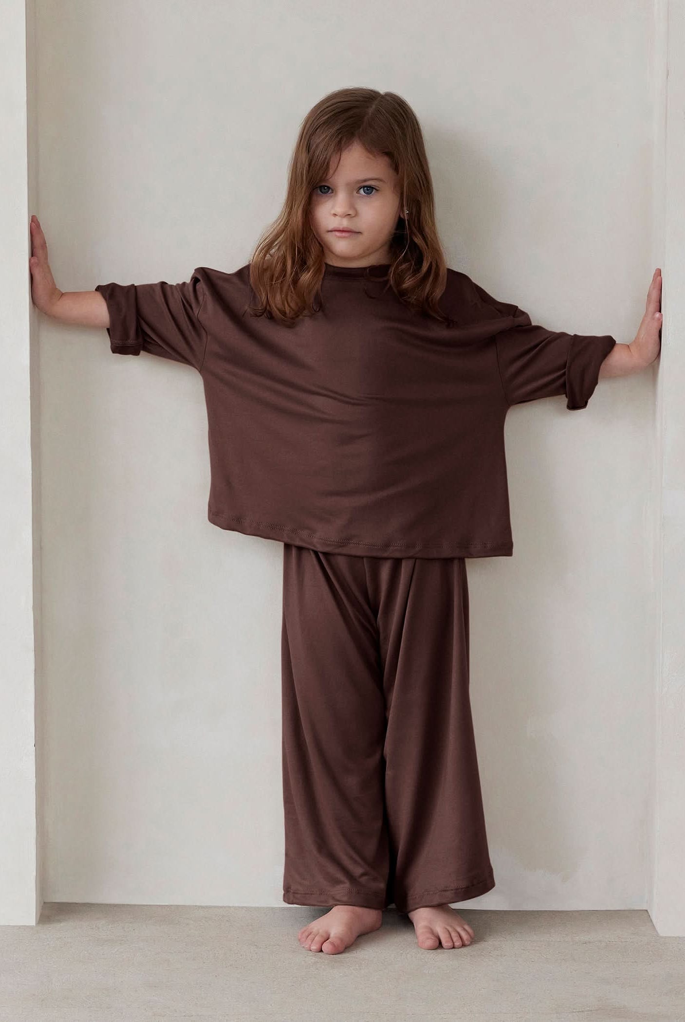 the cloud kids pant in chocolate