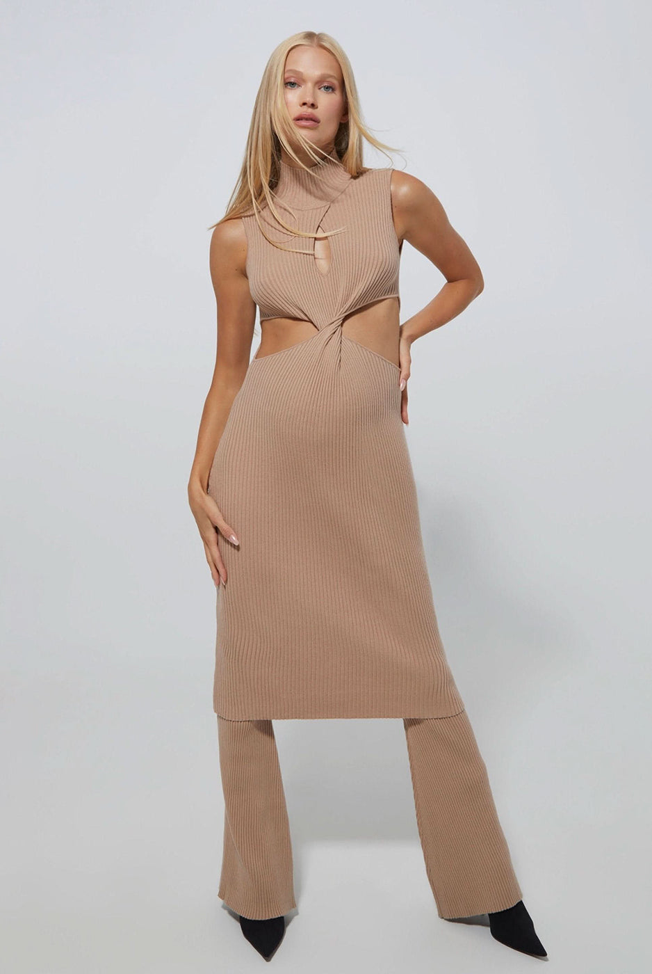 the maternity cozy knit ribbed flare pant in camel