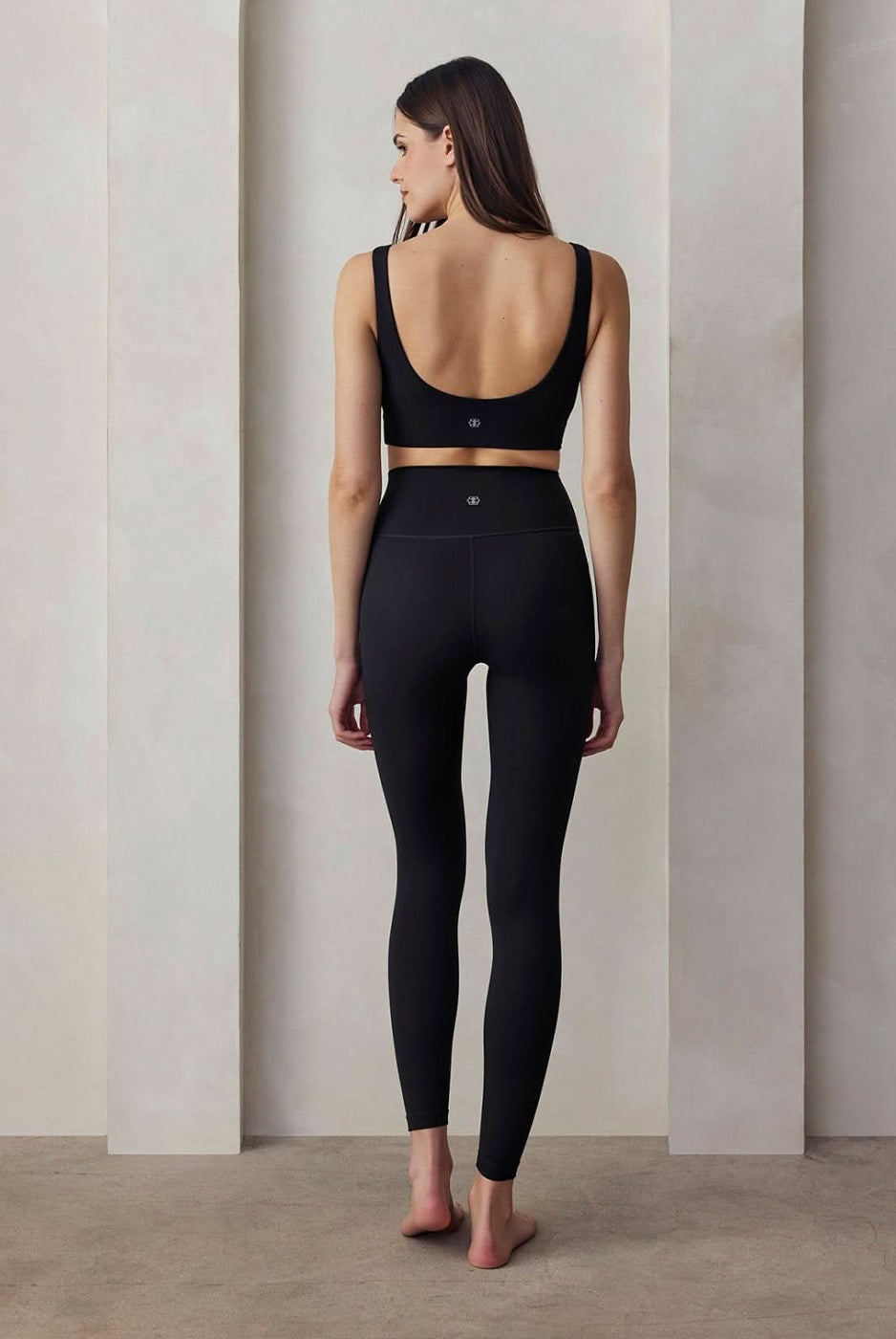 the perfect movement maternity activewear wrap bra in black