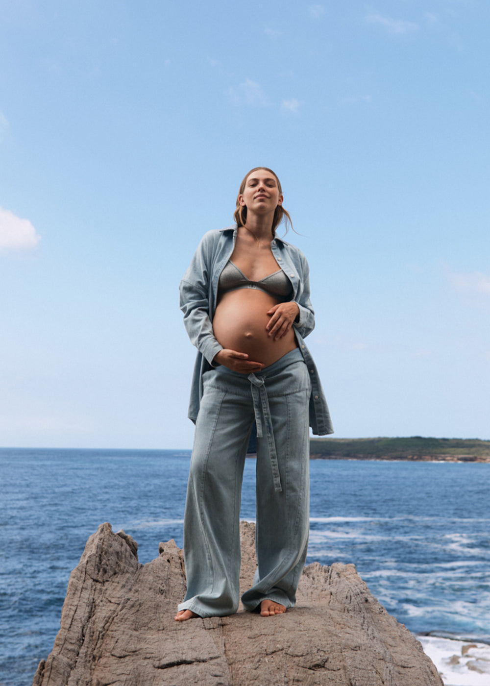 the denim painter jean in light blue wash